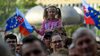 Slovacii luptă pentru radioteleviziunea publică, amenințată de guvernul populist